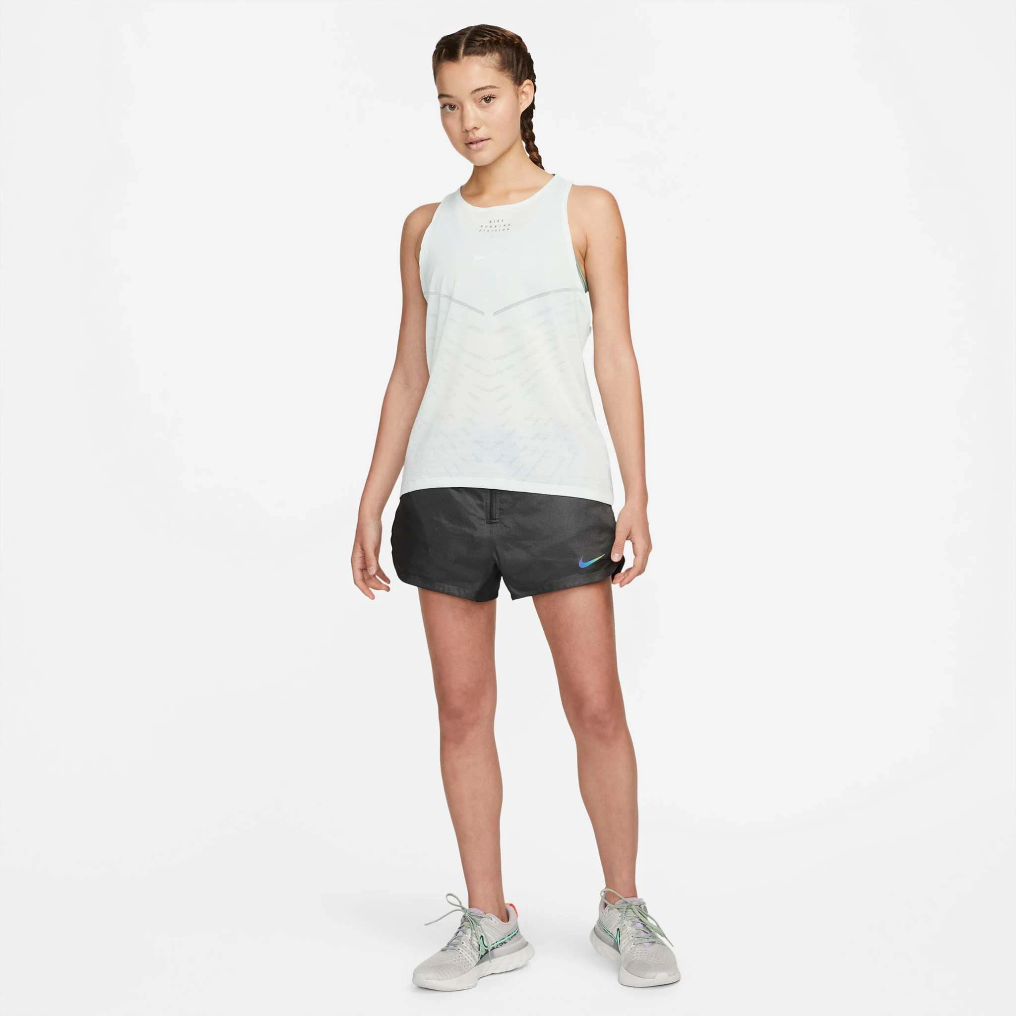 Nike | Women's DF ADV Run Division Engineered Tank - Image 3