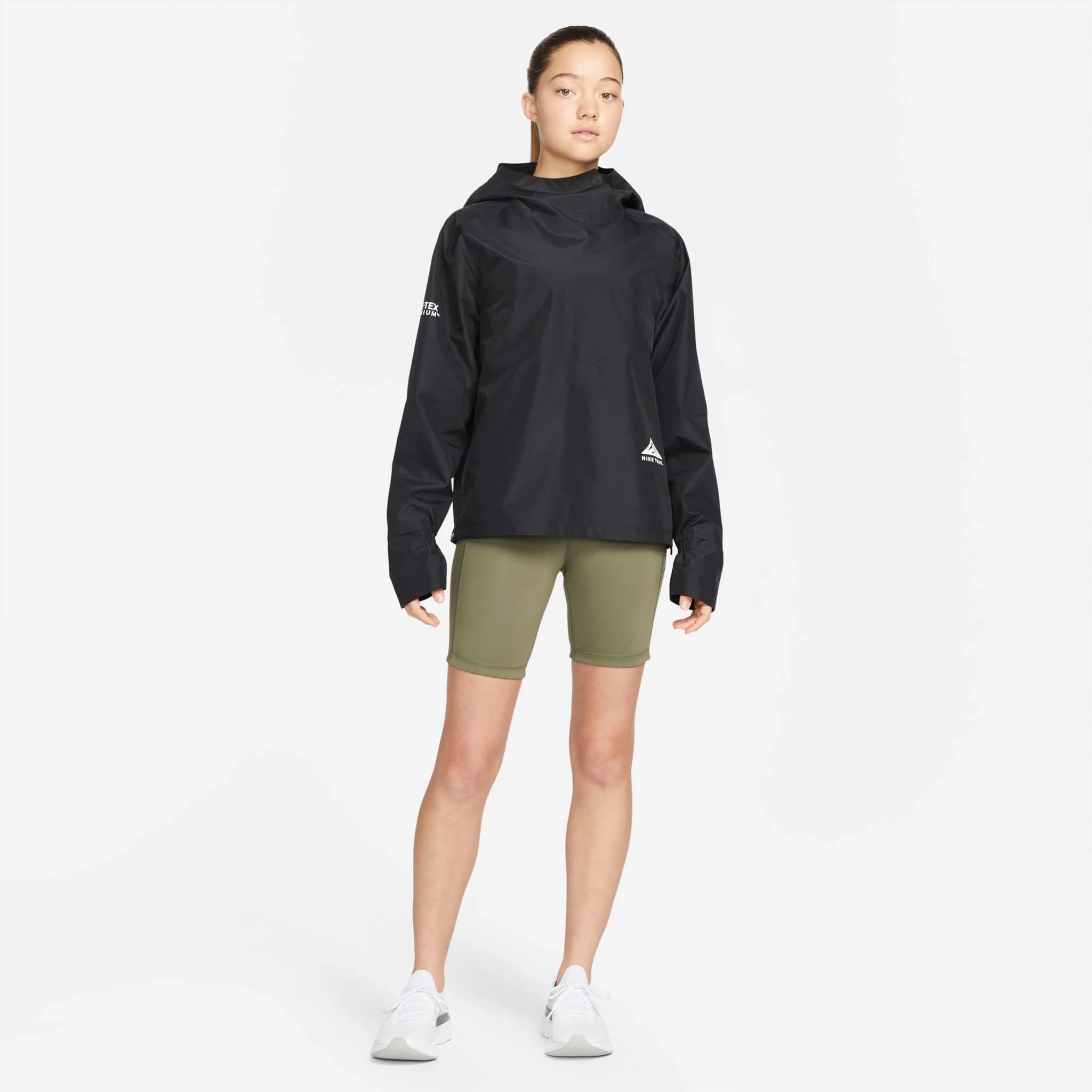 Nike | Women's DF Epic Luxe Trail MR Tight Short - Image 2
