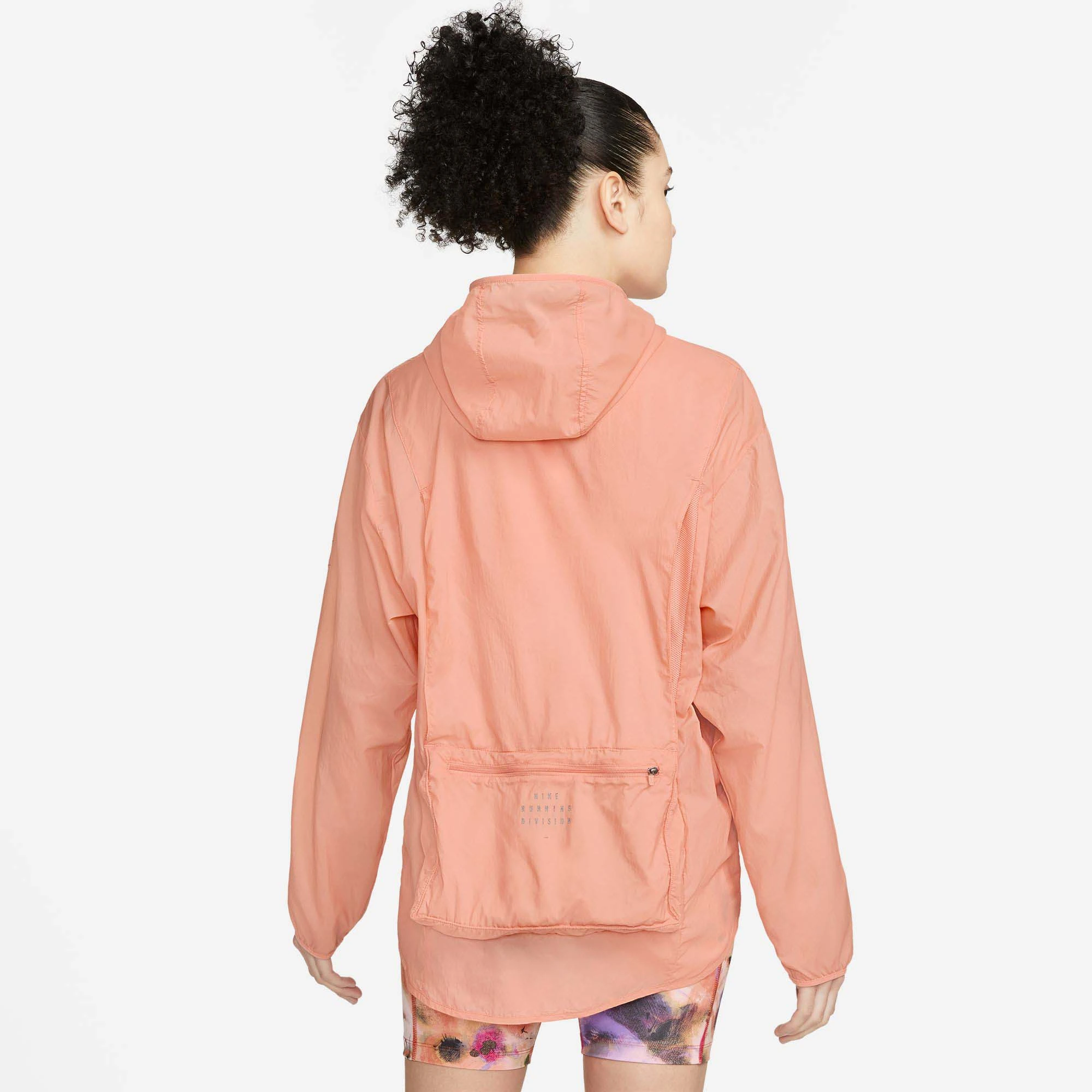 Nike | Women's Run DVN PKBL Jacket - Image 2