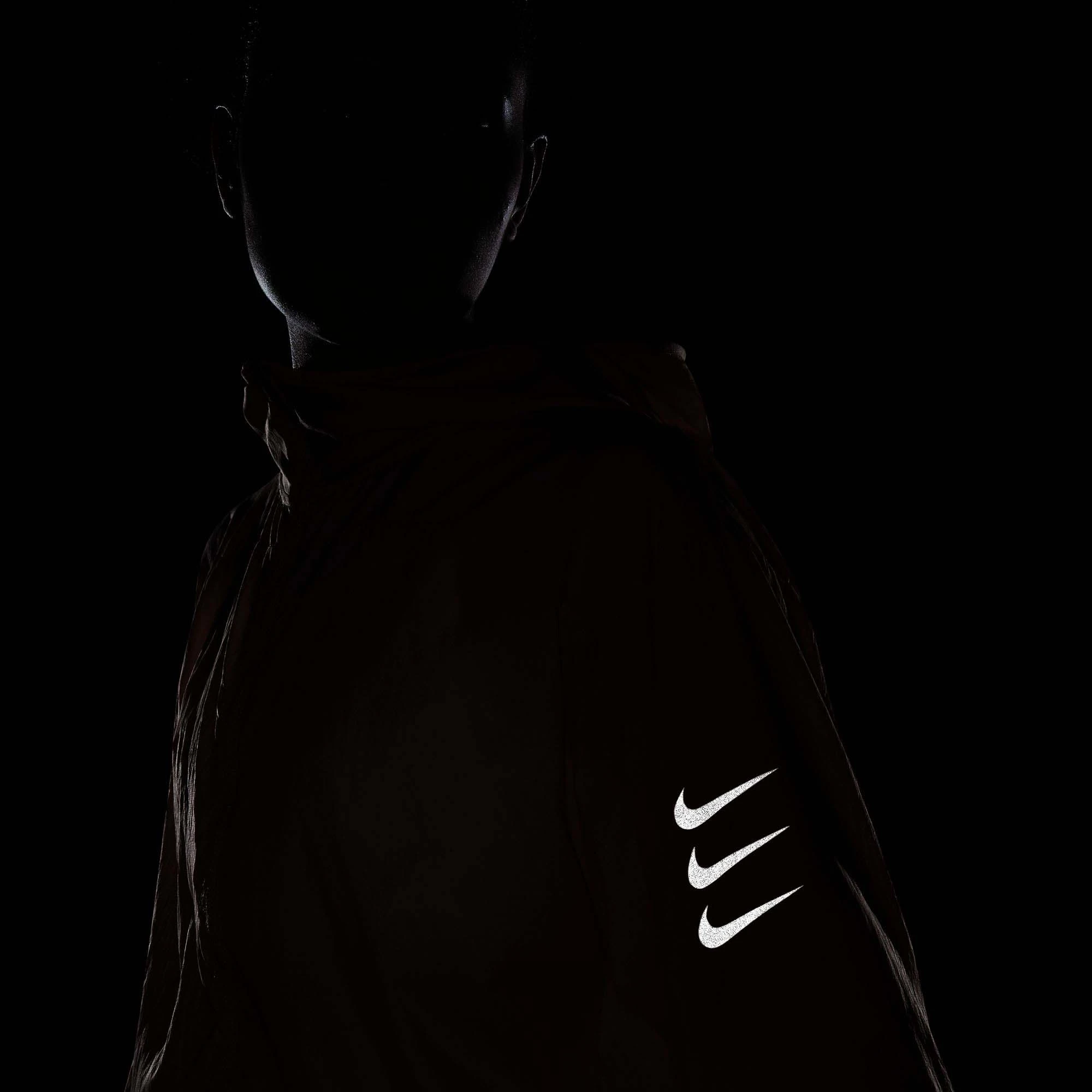 Nike | Women's Run DVN PKBL Jacket - Image 8