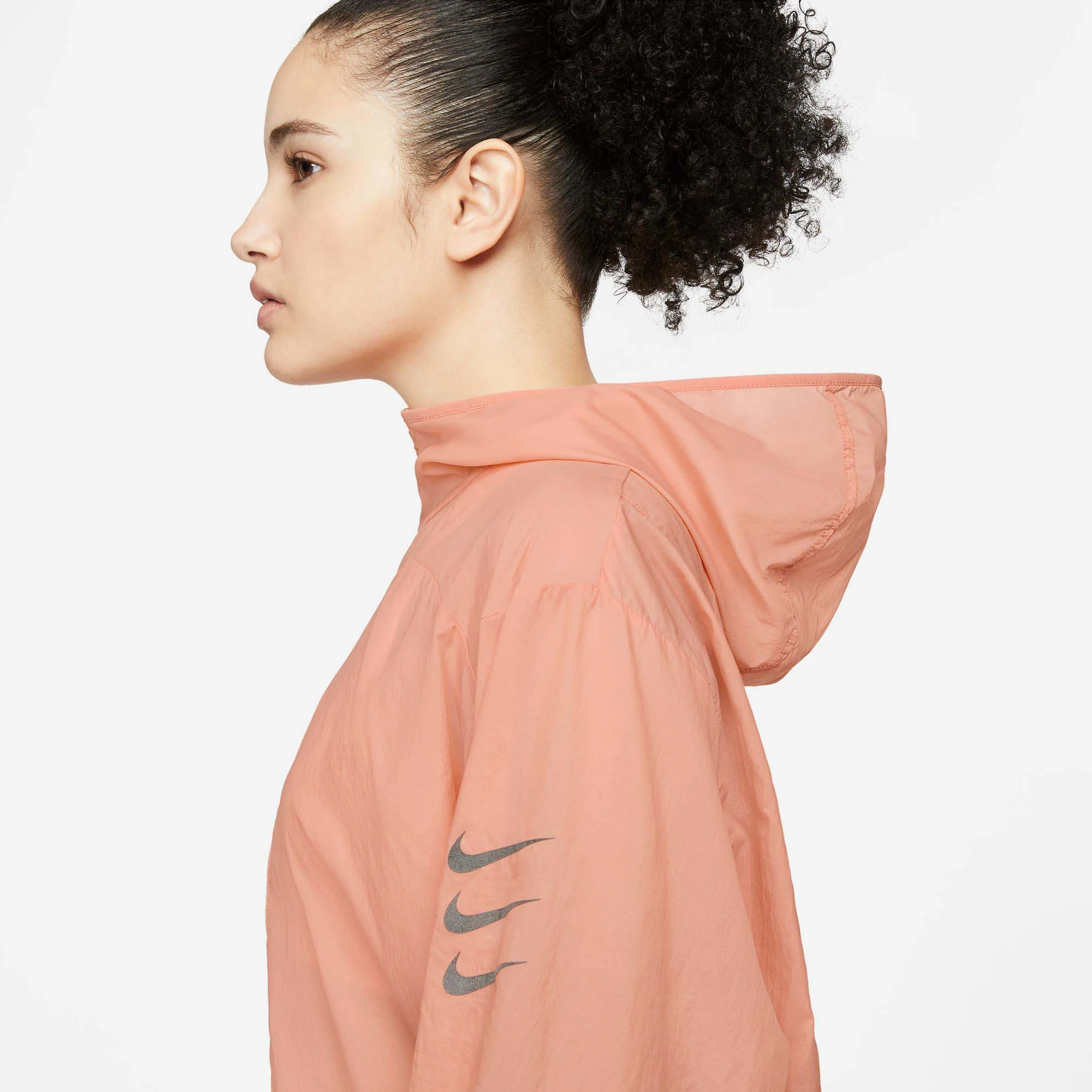 Nike | Women's Run DVN PKBL Jacket - Image 6