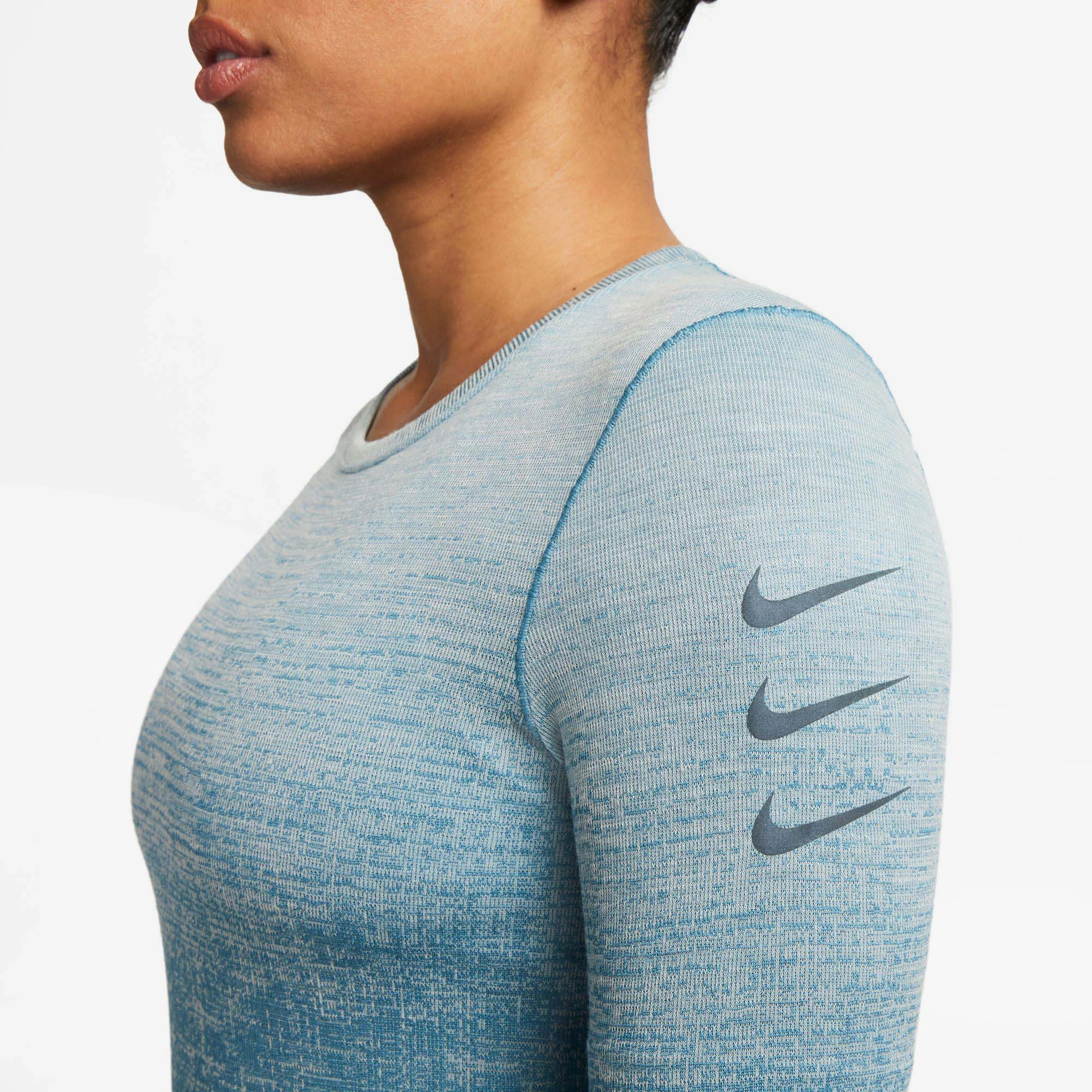 Nike | Women's Dri-FIT ADV Run Division Long-Sleeve Running Top - Light Silver - Image 2