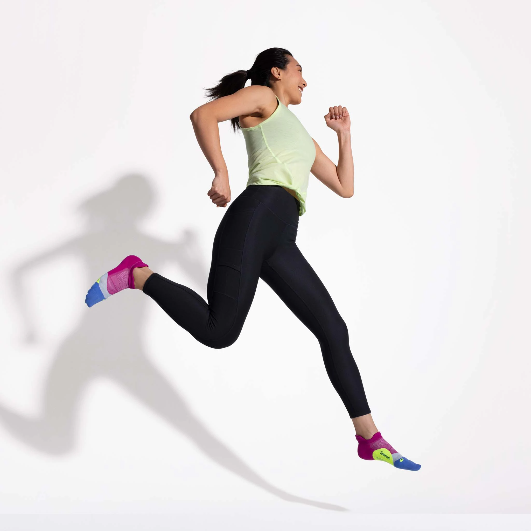 Feetures | Unisex Elite Light Cushion No Show Tab - Pulse Purple - Image 3